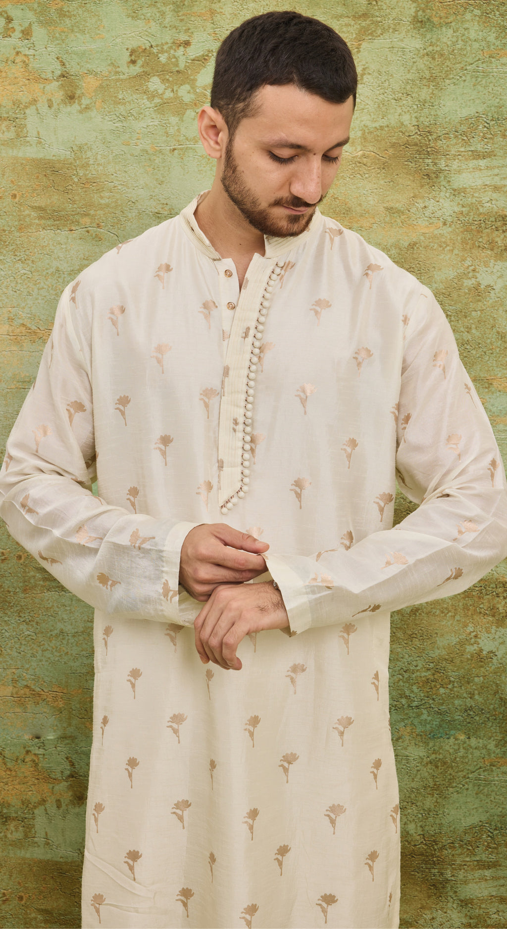 Ivory Bloom Motif Kurta Set