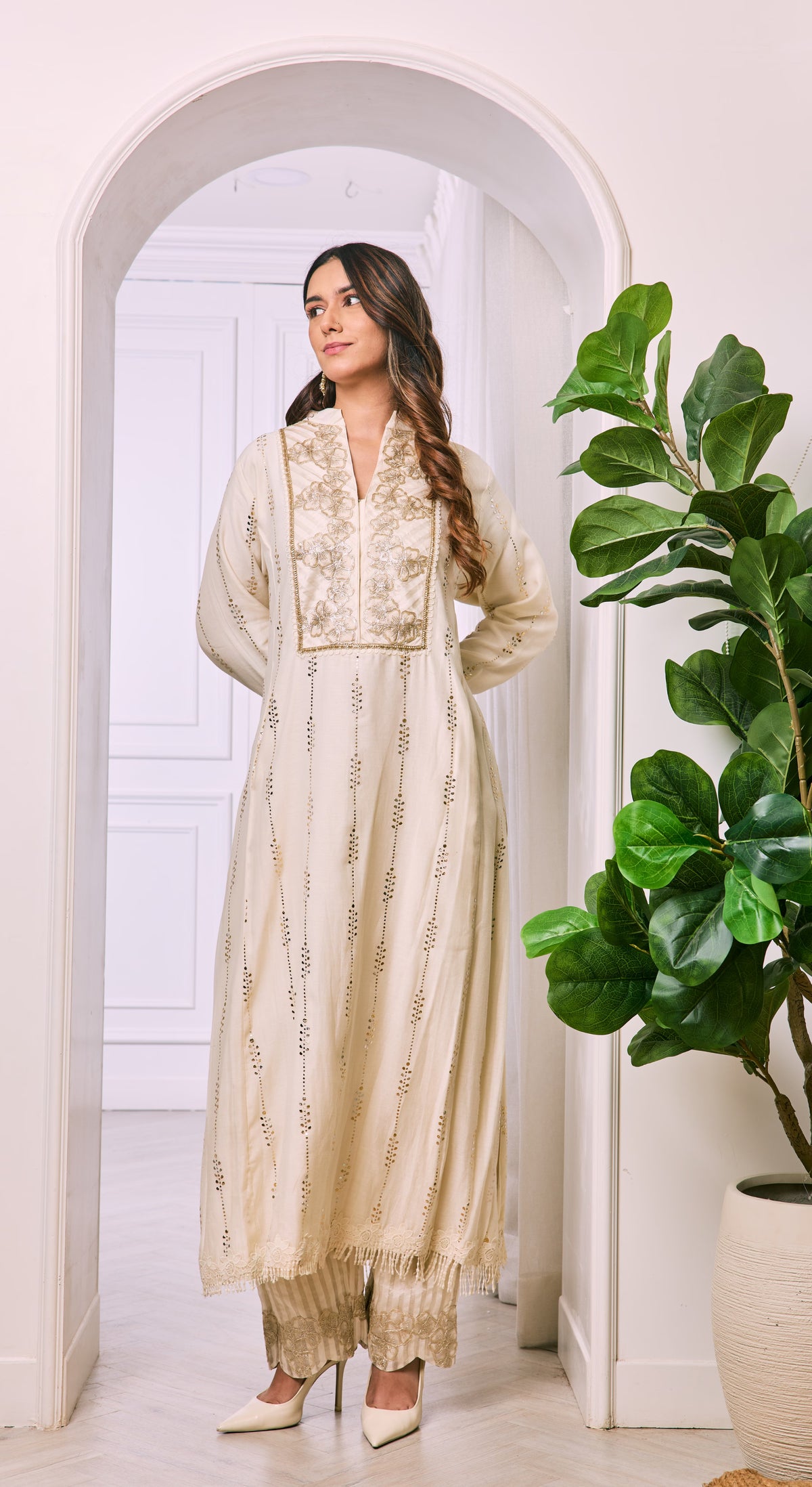 Ivory Blossom Embroidered Kurta Set