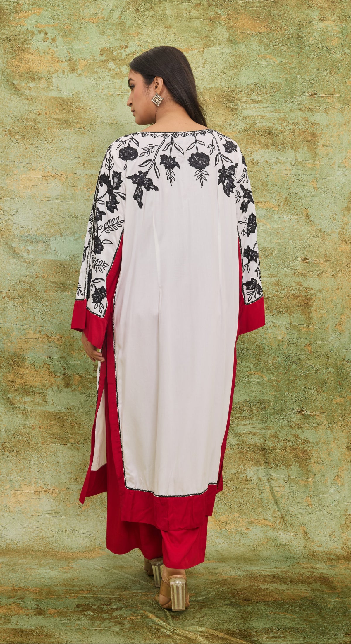 Ivory Noir Floral Kurta Set