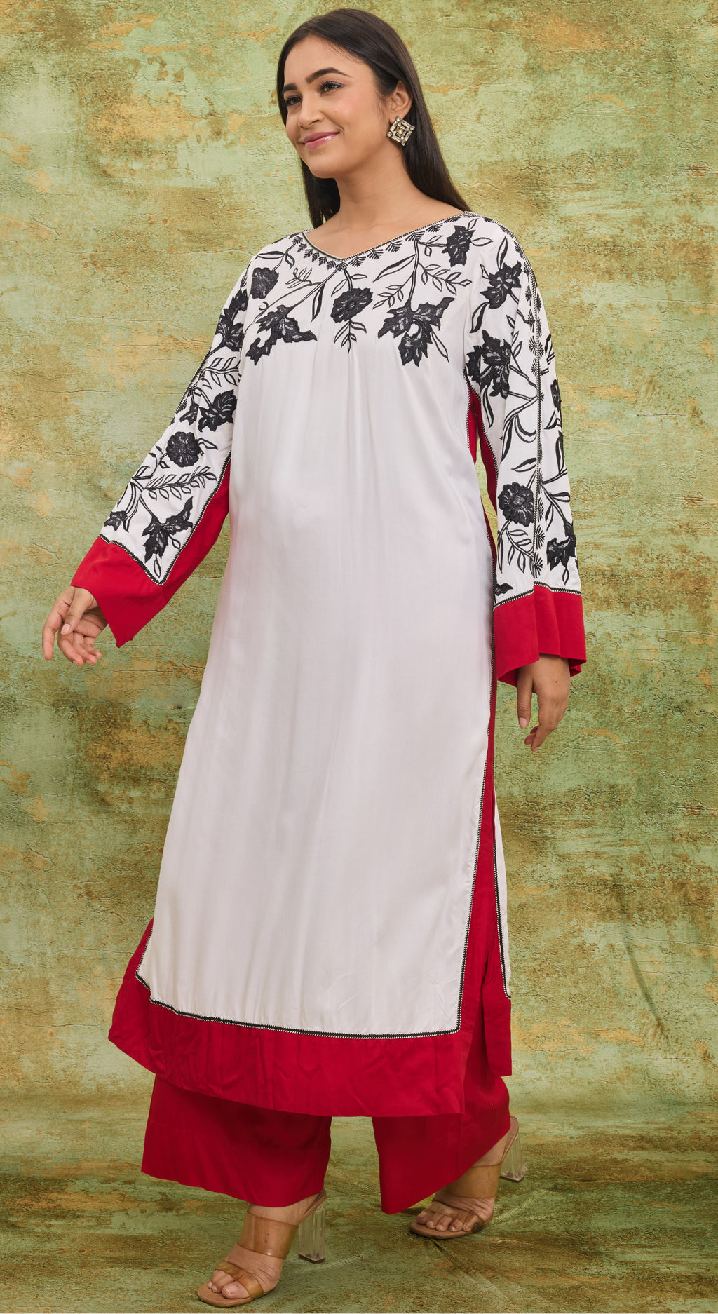 Ivory Noir Floral Kurta Set