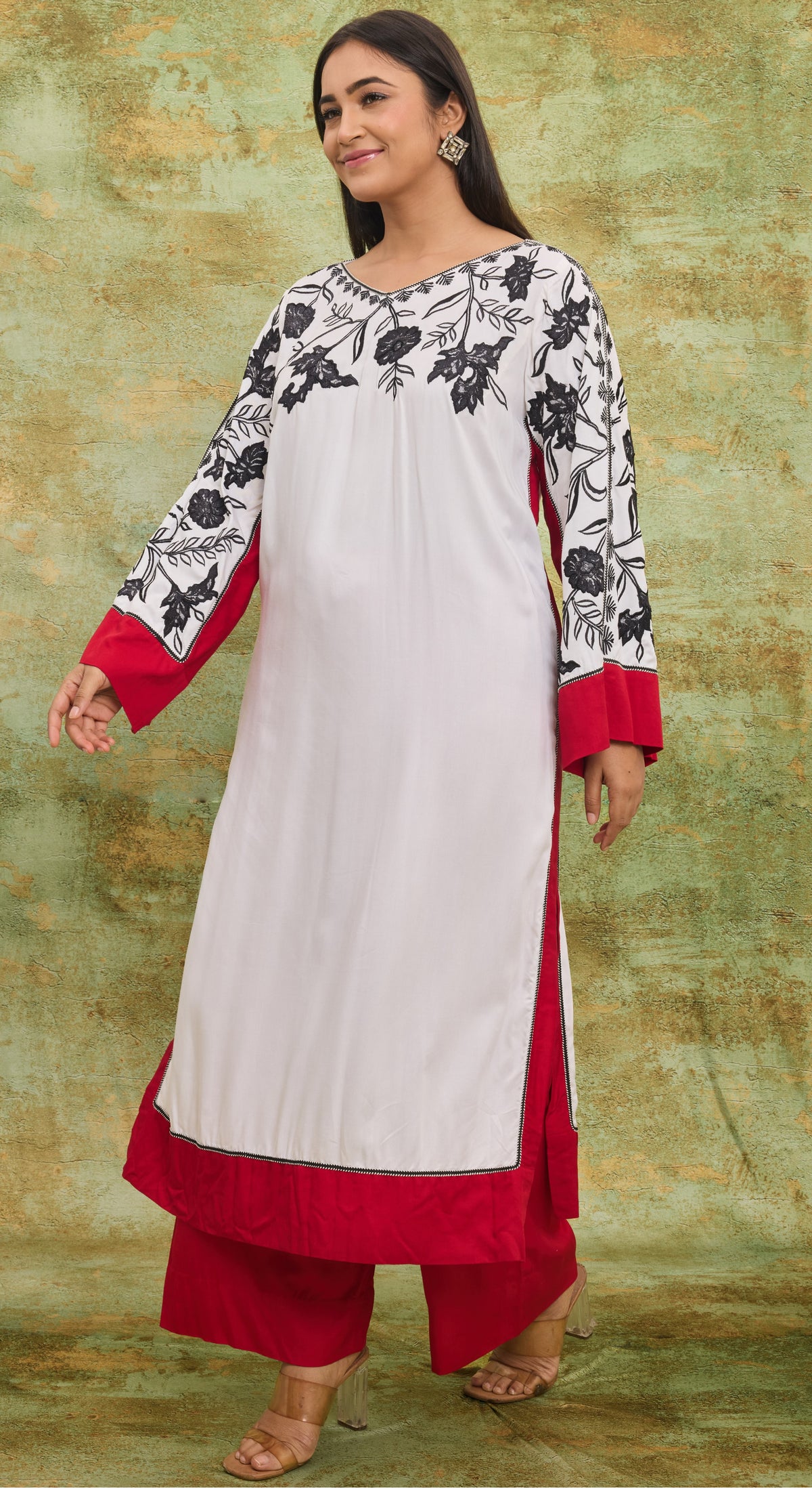 Ivory Noir Floral Kurta Set